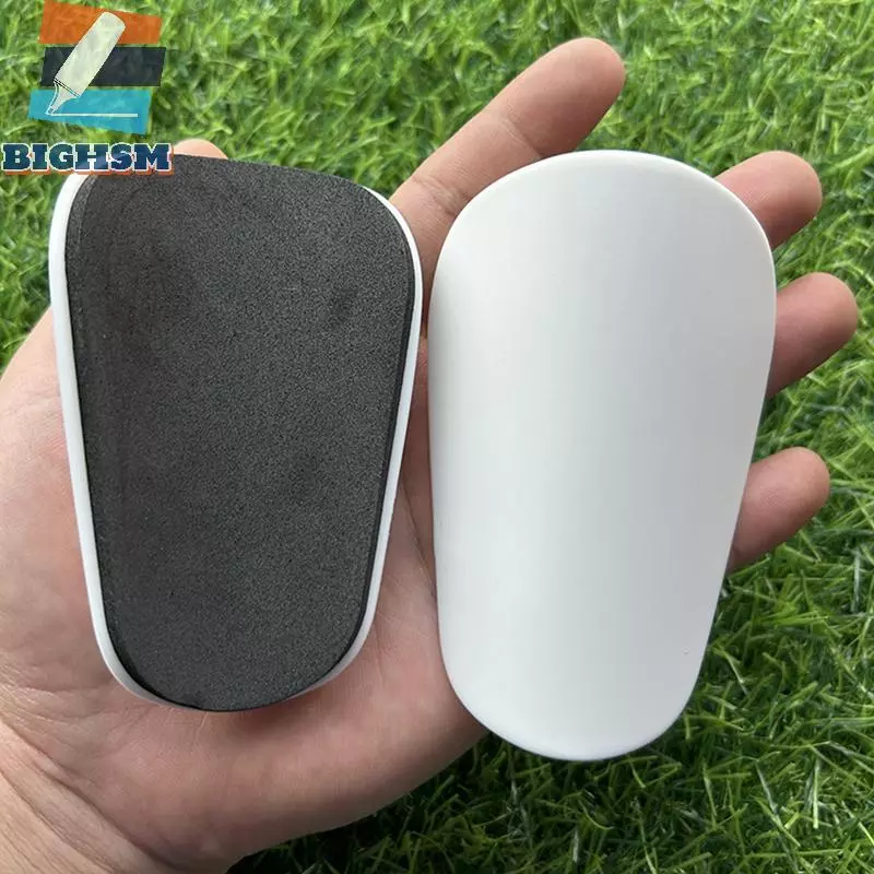 Bóng Đá Mini Shin Pad Chống Mài Mòn & Choc Sốc - Dễ Mang Theo và Bảo Vệ Hiệu Quả