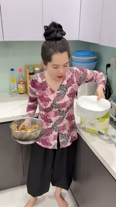 Màng bọc thực phẩm #mangbocthucpham #mangboctopgia #KOLUyTin #HangMoiVe #LuotVuiMuaLien #ShopeeVideo