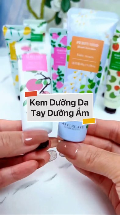￼Kem Dưỡng Da Tay Dưỡng Ẩm #VideohangLamDep#shopeestyle#ShopeeVideo#ShopeeCreator #LuotVuiMuaLien#KOLUyTin#Videomuasam #SandealcungKOL #diumi915