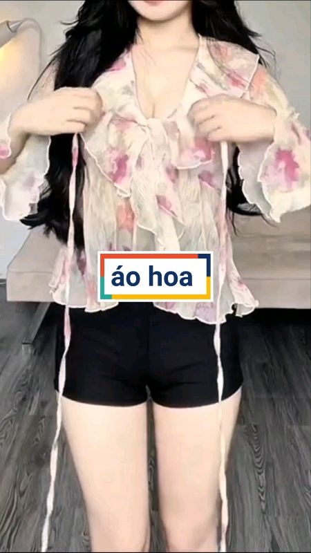 Áo hoa  voan tơ #aonu #aohoanhi #sandealcungKOL #LuotVuiMuaLien #videohangThoiTrang #ShopeeVideo
