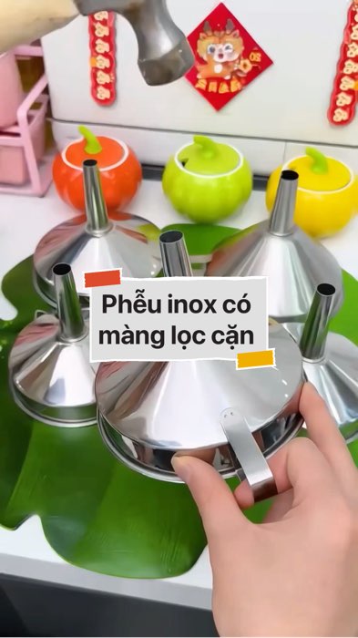 ￼Phễu inox có màng lọc cặn  #VideoHangGiaDung#shopeestyle#ShopeeVideo#ShopeeCreator #LuotVuiMuaLien #diumi973