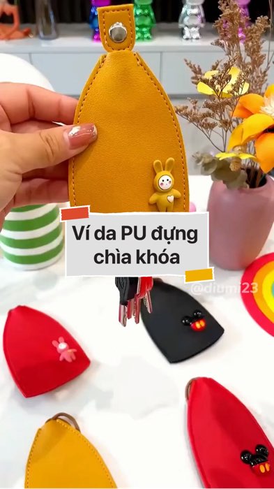 ￼Ví da PU đựng chìa khóa #VideohangDoiSong#ShopeeVideo#ShopeeCreator #LuotVuiMuaLien#KOLUyTin#Videomuasam #SandealcungKOL #diumi49