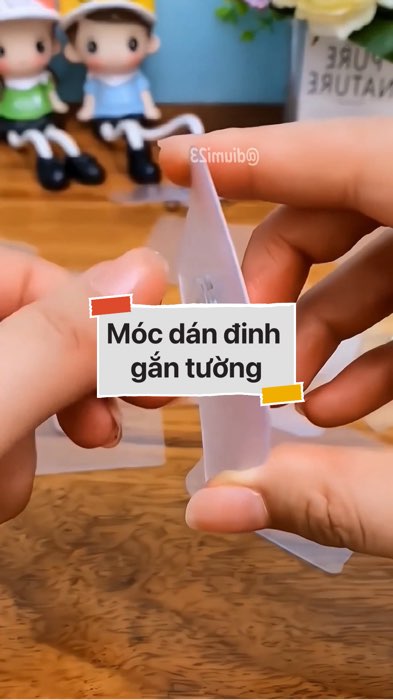 Móc dán đinh gắn tường #VideohangDoiSong#ShopeeVideo#ShopeeCreator #LuotVuiMuaLien#KOLUyTin#Videomuasam #SandealcungKOL #diumi73