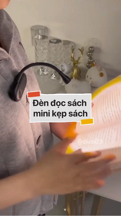 ￼Đèn đọc sách mini 3 chế độ màu #VideohangDienTu#shopeestyle#ShopeeVideo#ShopeeCreator #LuotVuiMuaLien#KOLUyTin#Videomuasam #SandealcungKOL #diumi89