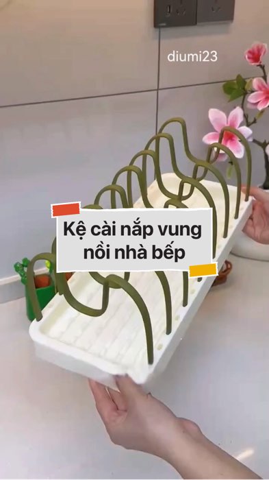 ￼Kệ cài nắp vung nồi nhà bếp #VideoHangGiaDung#shopeestyle#ShopeeVideo#ShopeeCreator #LuotVuiMuaLien #diumi210