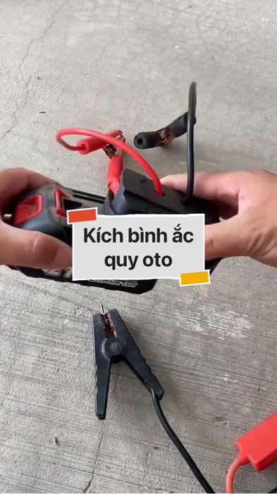 ￼ Kích bình ắc quy oto #VideohangDienTu#shopeestyle#ShopeeVideo#ShopeeCreator #LuotVuiMuaLien#KOLUyTin#Videomuasam #SandealcungKOL #diumi233