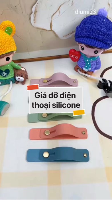 ￼Giá đỡ điện thoại silicone #VideohangDoiSong#ShopeeVideo#ShopeeCreator #LuotVuiMuaLien#KOLUyTin#Videomuasam #SandealcungKOL #diumi304