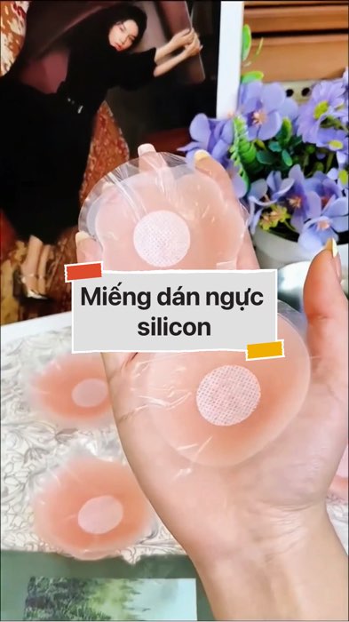 Miếng dán ngực silicon #VideohangDoiSong#ShopeeVideo#ShopeeCreator #LuotVuiMuaLien#KOLUyTin#Videomuasam #SandealcungKOL #diumi171