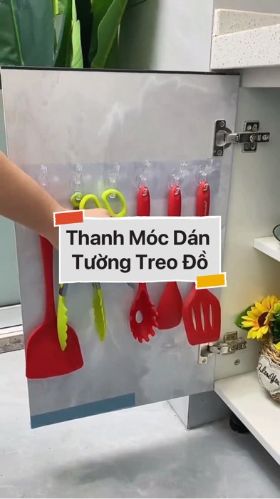 ￼Thanh Móc Dán Tường Treo Đồ #VideoHangGiaDung#shopeestyle#ShopeeVideo#ShopeeCreator #LuotVuiMuaLien #diumi193