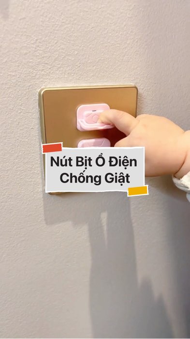 ￼Nút Bịt Ổ Điện Chống Giật #VideohangDoiSong#ShopeeVideo#ShopeeCreator #LuotVuiMuaLien#KOLUyTin#Videomuasam #SandealcungKOL #diumi194