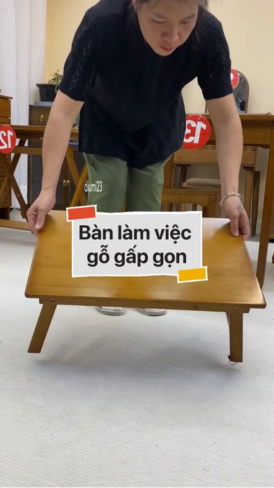 Bàn làm việc gỗ gấp gọn #VideoHangGiaDung#shopeestyle#ShopeeVideo#ShopeeCreator #LuotVuiMuaLien #diumi226