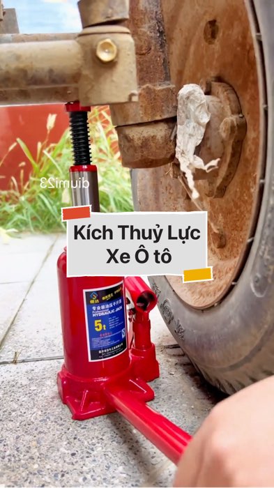 ￼Kích Thuỷ Lực Ô tô #VideohangDoiSong#ShopeeVideo#ShopeeCreator #LuotVuiMuaLien#KOLUyTin#Videomuasam #SandealcungKOL #diumi283
