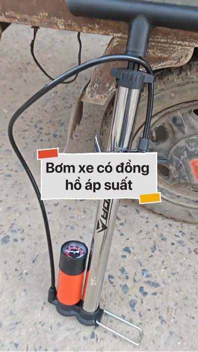 Bơm xe có đồng hồ áp suất #VideohangDoiSong#ShopeeVideo#ShopeeCreator #LuotVuiMuaLien#KOLUyTin#Videomuasam #SandealcungKOL #diumi300