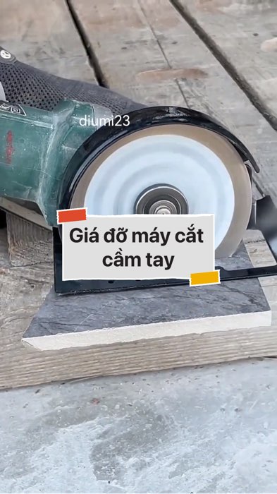 ￼Giá đỡ máy cắt cầm tay #VideohangDoiSong#ShopeeVideo#ShopeeCreator #LuotVuiMuaLien#KOLUyTin#Videomuasam #SandealcungKOL #diumi316