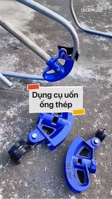 ￼Dụng cụ uốn ống thép bằng tay #VideohangDoiSong#ShopeeVideo#ShopeeCreator #LuotVuiMuaLien#KOLUyTin#Videomuasam #SandealcungKOL #diumi331