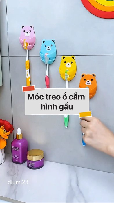 ￼Móc treo ổ cắm hình gấu #VideoHangGiaDung#shopeestyle#ShopeeVideo#ShopeeCreator #LuotVuiMuaLien #diumi353