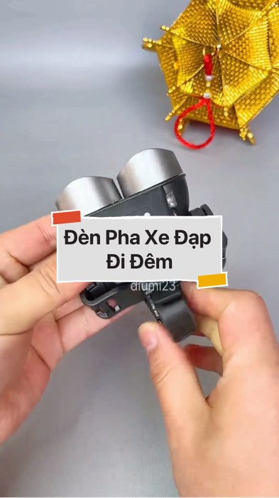Đèn Pha Xe Đạp Đi Đêm Chiếu Sáng #VideohangDienTu#shopeestyle#ShopeeVideo#ShopeeCreator #LuotVuiMuaLien#KOLUyTin#Videomuasam #SandealcungKOL #diumi366