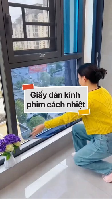 ￼Giấy dán kính phim cách nhiệt #VideohangNhaCua#shopeestyle#ShopeeVideo#ShopeeCreator #LuotVuiMuaLien#KOLUyTin#Videomuasam #SandealcungKOL #diumi414