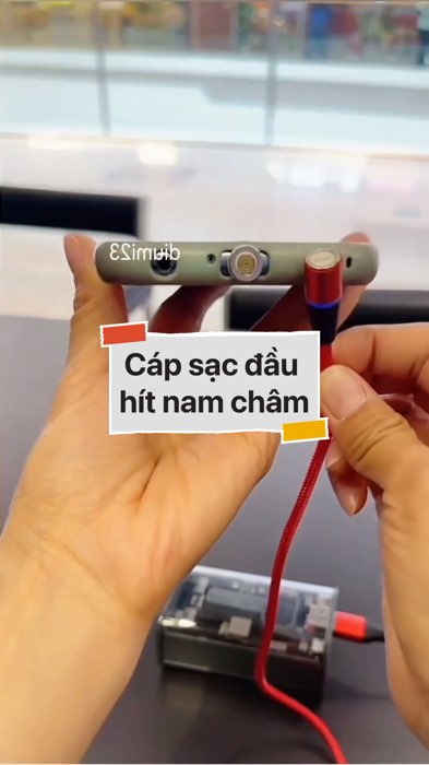 ￼Cáp sạc đầu hít nam châm #VideohangDienTu#shopeestyle#ShopeeVideo#ShopeeCreator #LuotVuiMuaLien#KOLUyTin#Videomuasam #SandealcungKOL #diumi496