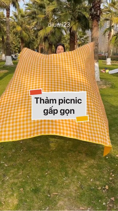 Thảm picnic dã ngoại #VideohangDoiSong#ShopeeVideo#ShopeeCreator #LuotVuiMuaLien#KOLUyTin#Videomuasam #SandealcungKOL #diumi618
