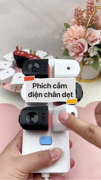 ￼Phích cắm điện chân dẹt #VideohangDoiSong#ShopeeVideo#ShopeeCreator #LuotVuiMuaLien#KOLUyTin#Videomuasam #SandealcungKOL #diumi642