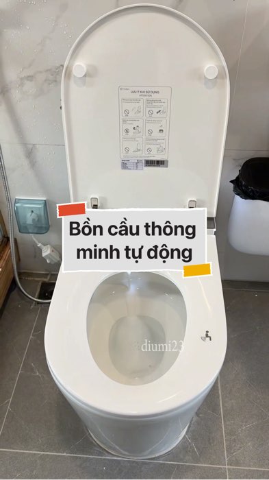 Bồn cầu thông minh #VideoHangGiaDung#shopeestyle#ShopeeVideo#ShopeeCreator #LuotVuiMuaLien #diumi717