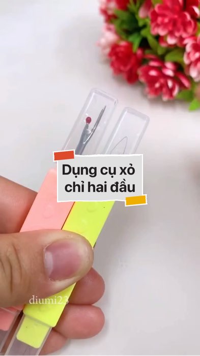 ￼Dụng cụ xỏ chỉ hai đầu #VideohangDoiSong#ShopeeVideo#ShopeeCreator #LuotVuiMuaLien#KOLUyTin#Videomuasam #SandealcungKOL #diumi766