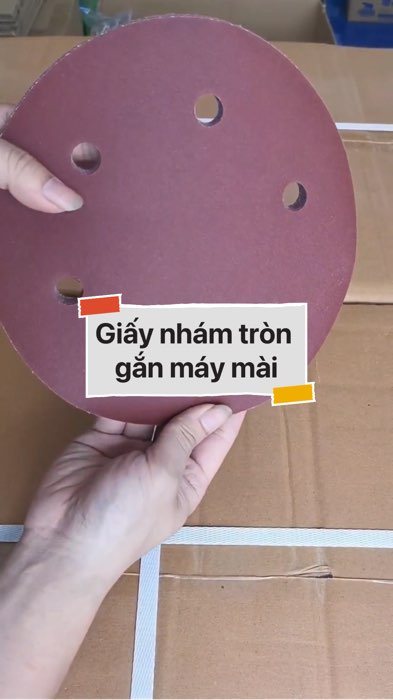 Giấy nhám tròn gắn máy mài #VideohangDoiSong#ShopeeVideo#ShopeeCreator #LuotVuiMuaLien#KOLUyTin#Videomuasam #SandealcungKOL #diumi841