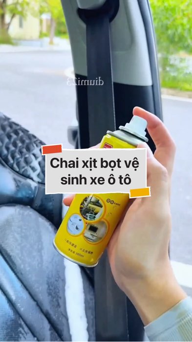 Chai xịt bọt vệ sinh nội thất ô tô #VideohangDoiSong#ShopeeVideo#ShopeeCreator #LuotVuiMuaLien#KOLUyTin#Videomuasam #SandealcungKOL #diumi881