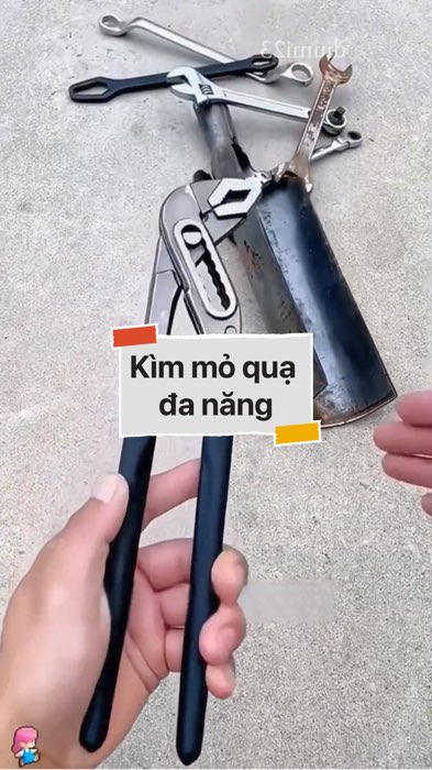 Kìm mỏ quạ đa năng #VideohangDoiSong#ShopeeVideo#ShopeeCreator #LuotVuiMuaLien#KOLUyTin#Videomuasam #SandealcungKOL #diumi955