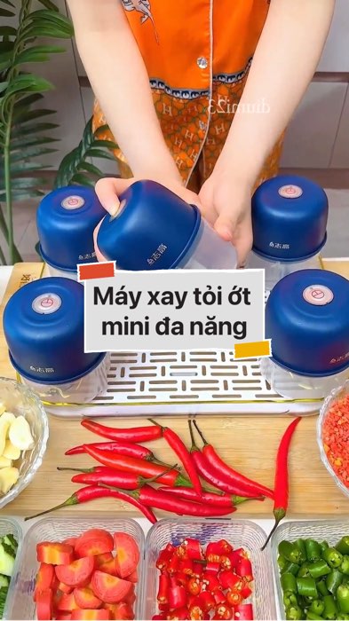￼Máy xay tỏi ớt mini đa năng #VideoHangGiaDung#shopeestyle#ShopeeVideo#ShopeeCreator #LuotVuiMuaLien #diumi11