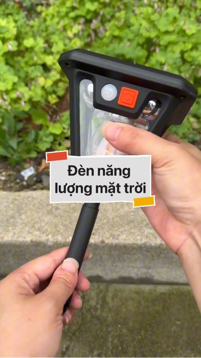 Đèn năng lượng mặt trời #VideohangDienTu#shopeestyle#ShopeeVideo#ShopeeCreator #LuotVuiMuaLien#KOLUyTin#Videomuasam #SandealcungKOL #diumi81