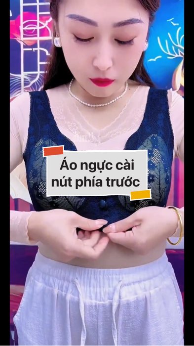 Áo ngực cài nút phía trước #VideohangThoiTrang#shopeestyle#ShopeeVideo#ShopeeCreator#LuotVuiMuaLien#KOLUyTin #diumi146