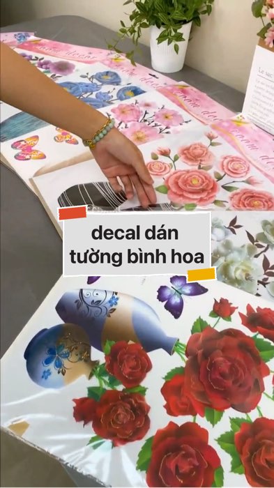 ￼decal dán tường bình hoa #VideoHangGiaDung#shopeestyle#ShopeeVideo#ShopeeCreator #LuotVuiMuaLien #diumi160