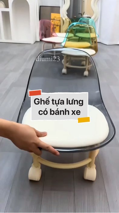 Ghế tựa lưng có bánh xe