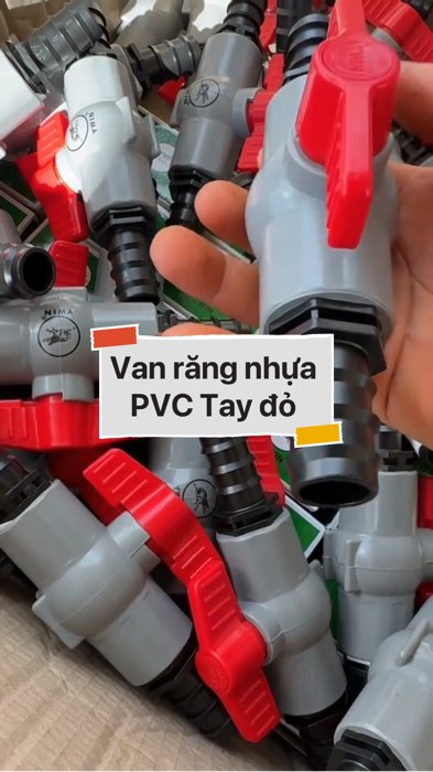 Van răng nhựa PVC Tay đỏ #VideohangDoiSong#ShopeeVideo#ShopeeCreator #LuotVuiMuaLien#KOLUyTin#Videomuasam #SandealcungKOL #diumi705