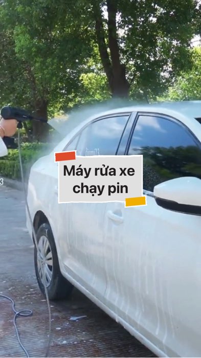 ￼Máy rửa xe chạy pin sạc không dây #VideohangDienTu#shopeestyle#ShopeeVideo#ShopeeCreator #LuotVuiMuaLien#KOLUyTin#Videomuasam #diumi164