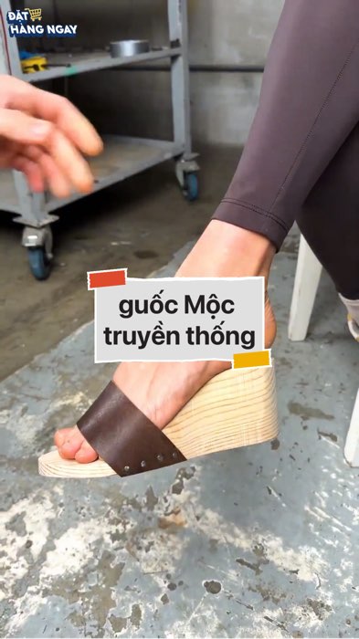 Dép guốc Mộc truyền thống #VideohangThoiTrang#shopeestyle#ShopeeVideo#ShopeeCreator#LuotVuiMuaLien#KOLUyTin #diumi180