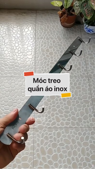 ￼Móc treo quần áo inox #VideoHangGiaDung#shopeestyle#ShopeeVideo#ShopeeCreator #LuotVuiMuaLien #diumi209