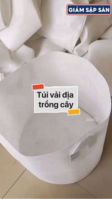 Túi vải địa trồng cây #VideohangDoiSong#ShopeeVideo#ShopeeCreator #LuotVuiMuaLien#KOLUyTin#Videomuasam #SandealcungKOL #diumi251