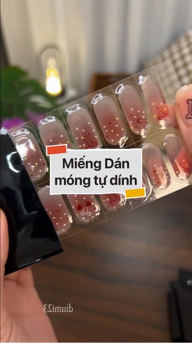Miếng Dán Móng Tay #VideohangLamDep#shopeestyle#ShopeeVideo#ShopeeCreator #LuotVuiMuaLien#KOLUyTin#Videomuasam #SandealcungKOL #diumi274
