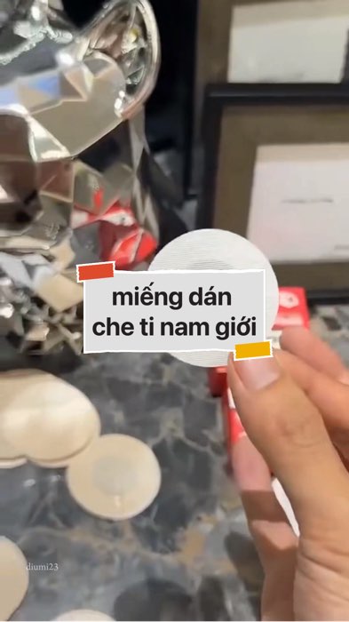 miếng dán che ti nam giới #VideohangThoiTrang#shopeestyle#ShopeeVideo#ShopeeCreator#LuotVuiMuaLien#KOLUyTin #diumi430
