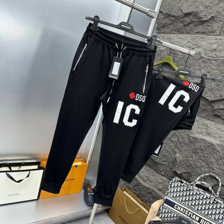 Quần Jogger Dài Nam Dsq2 Nỉ Umi Đen Thêu Chữ ICON Da Trắng Lá Phong Hàng QC HOTTREND