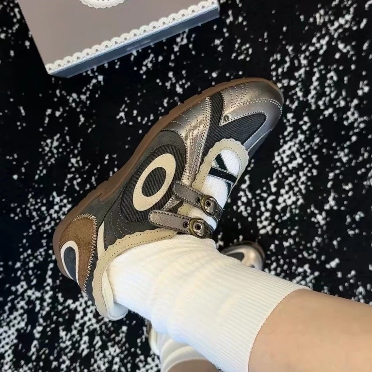 Giày Turbo Lite Mary Jane Sneakers – phiên bản Brown Tales