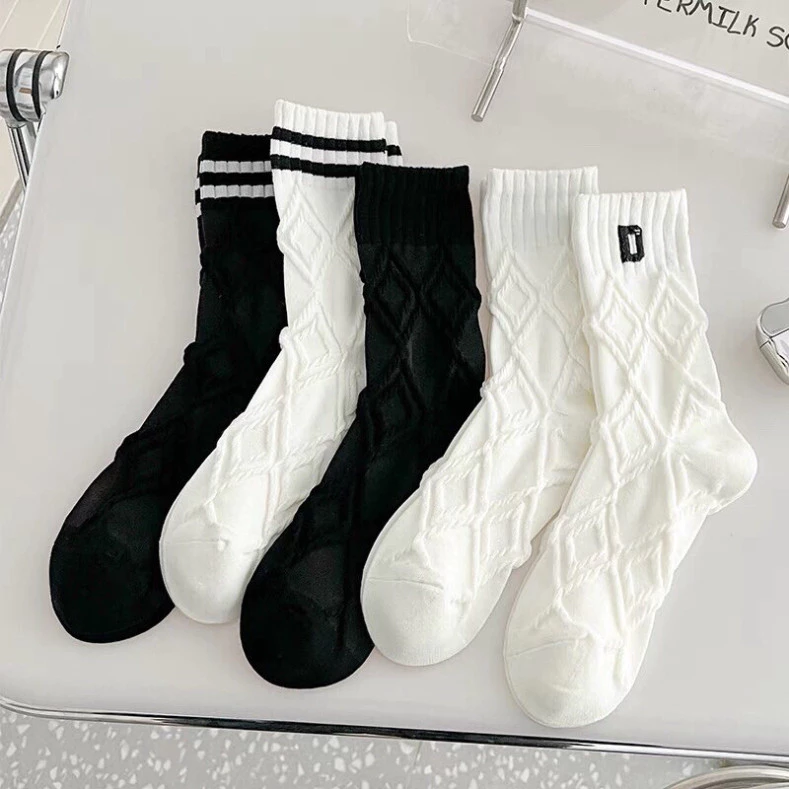 Set 5 Đôi Tất Vớ Thể Thao In Chữ D Phong Cách Hàn Thời Trang Thu Đông Mới(sile)