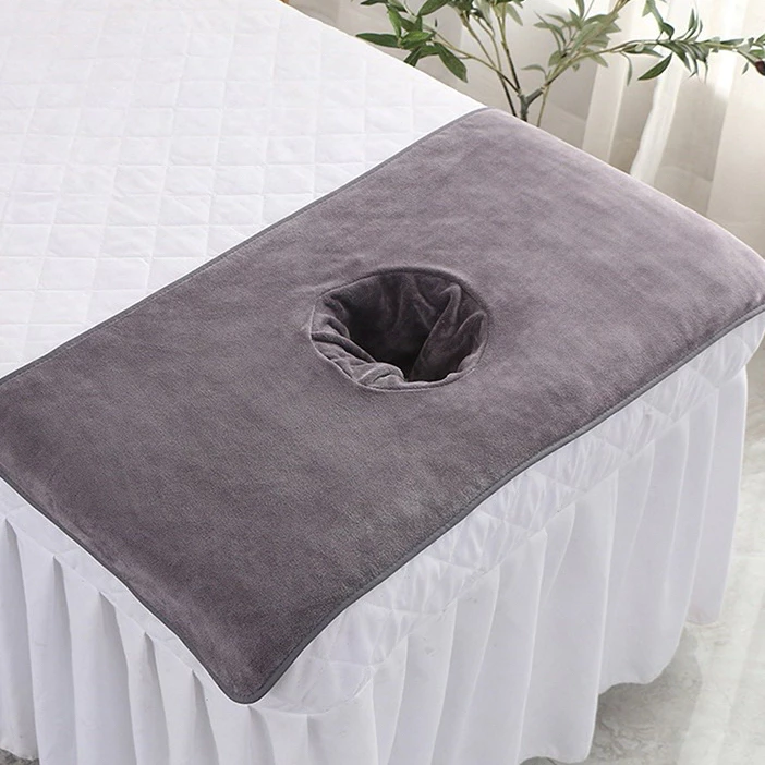 Khăn trải gối spa có lỗ nhiều kích thước