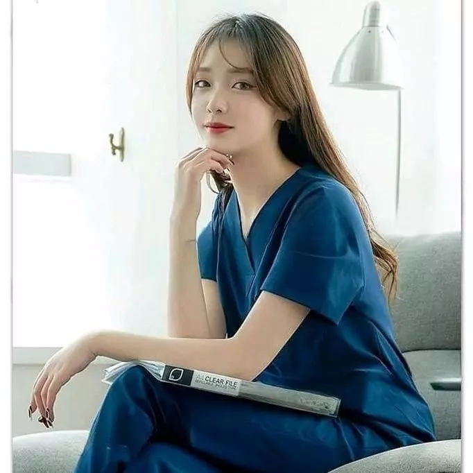Bộ Scrubs màu xanh cô ban vải lon nhật - bác sĩ,cổ tim, đồng phục điều dưỡng, spa, thẩm mỹ viện,